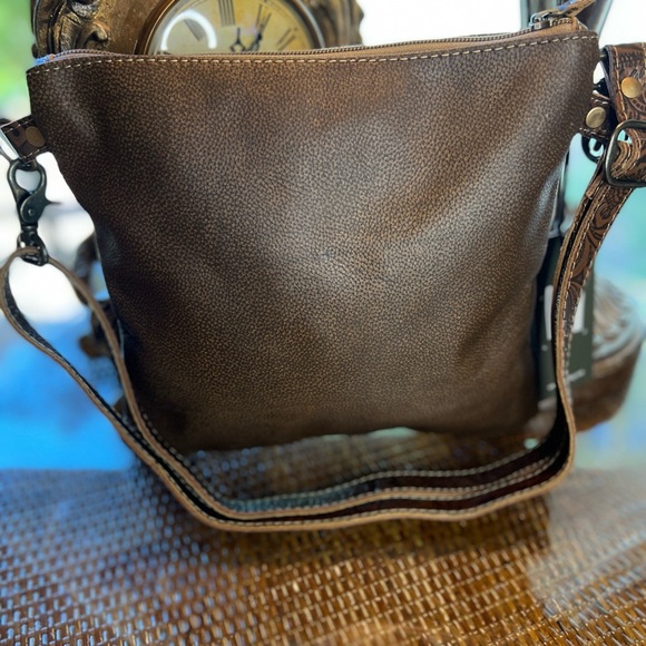 New Myra Crossbody Embossed Leather Boho Western Bag - Picture 2 of 4